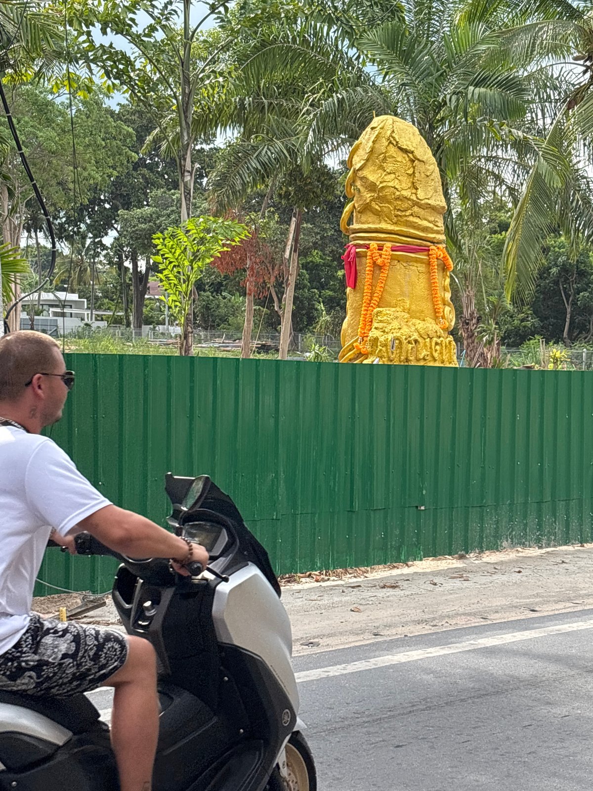 Daily life moments captured in บ้านบางรักษ์, Thailand