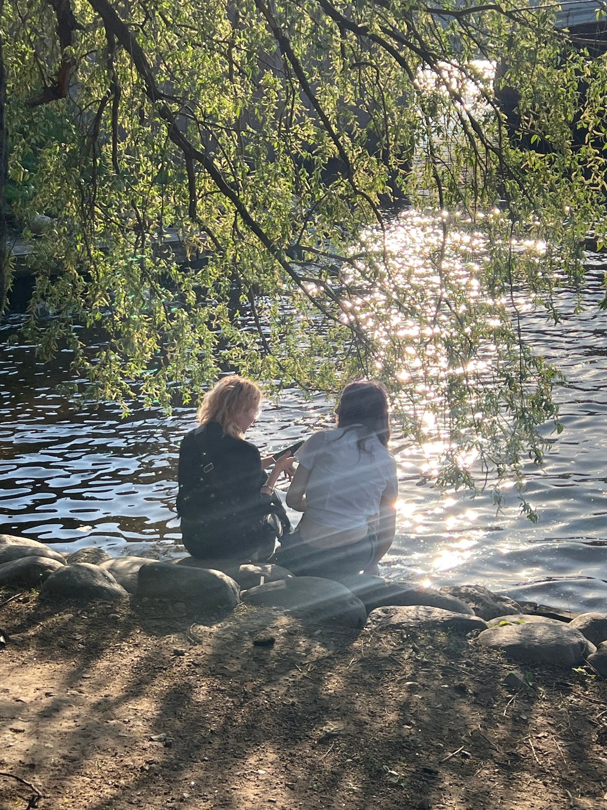 Spring afternoon brings water recreation to Saint Petersburg parks
