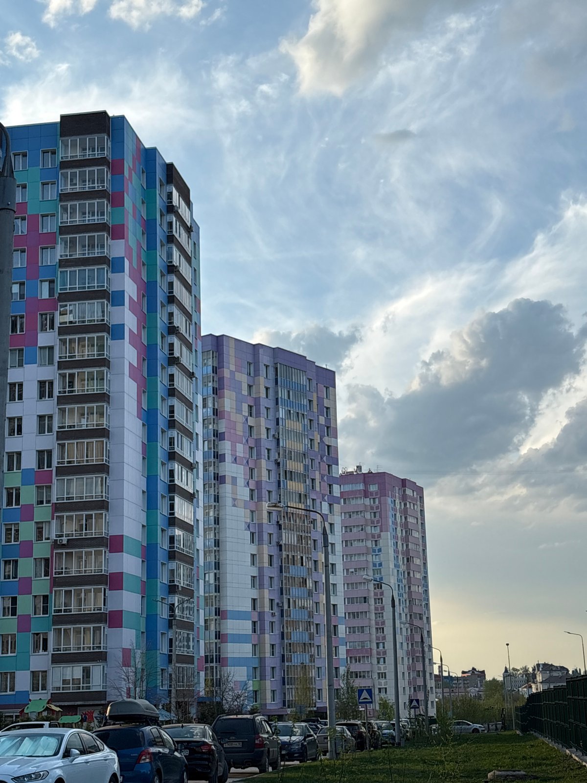 Daily life documented in Perm apartment buildings and elevators