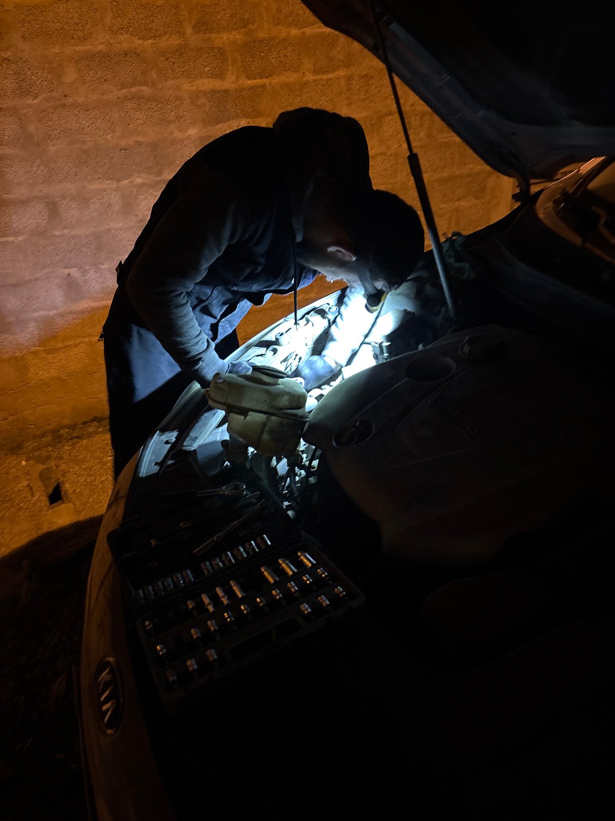 Evening life documented across Tbilisi through 17 nighttime moments