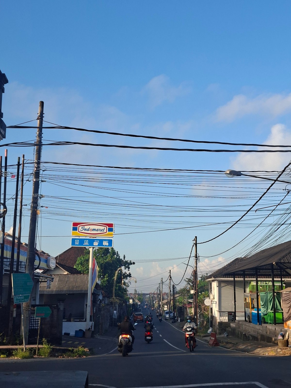 Blahbatuh streets lined with penjors and temple ceremonial decor