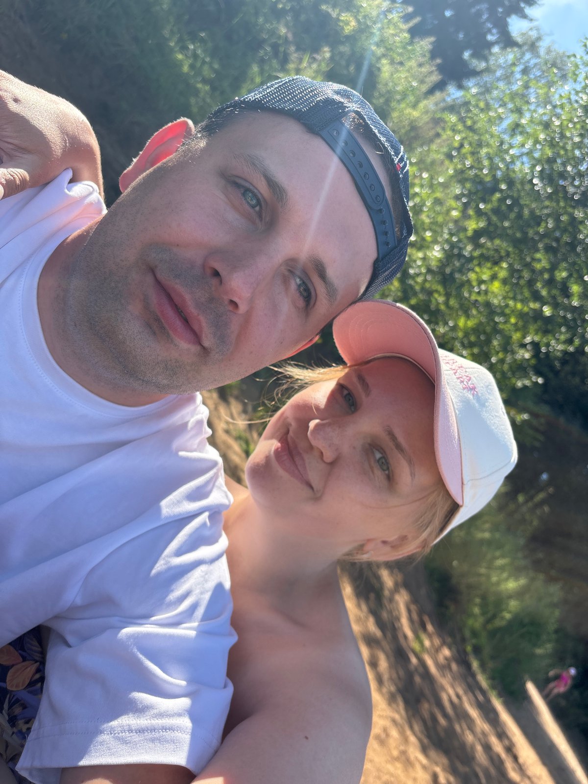 Sunny day selfies with a couple in Yaroslavl