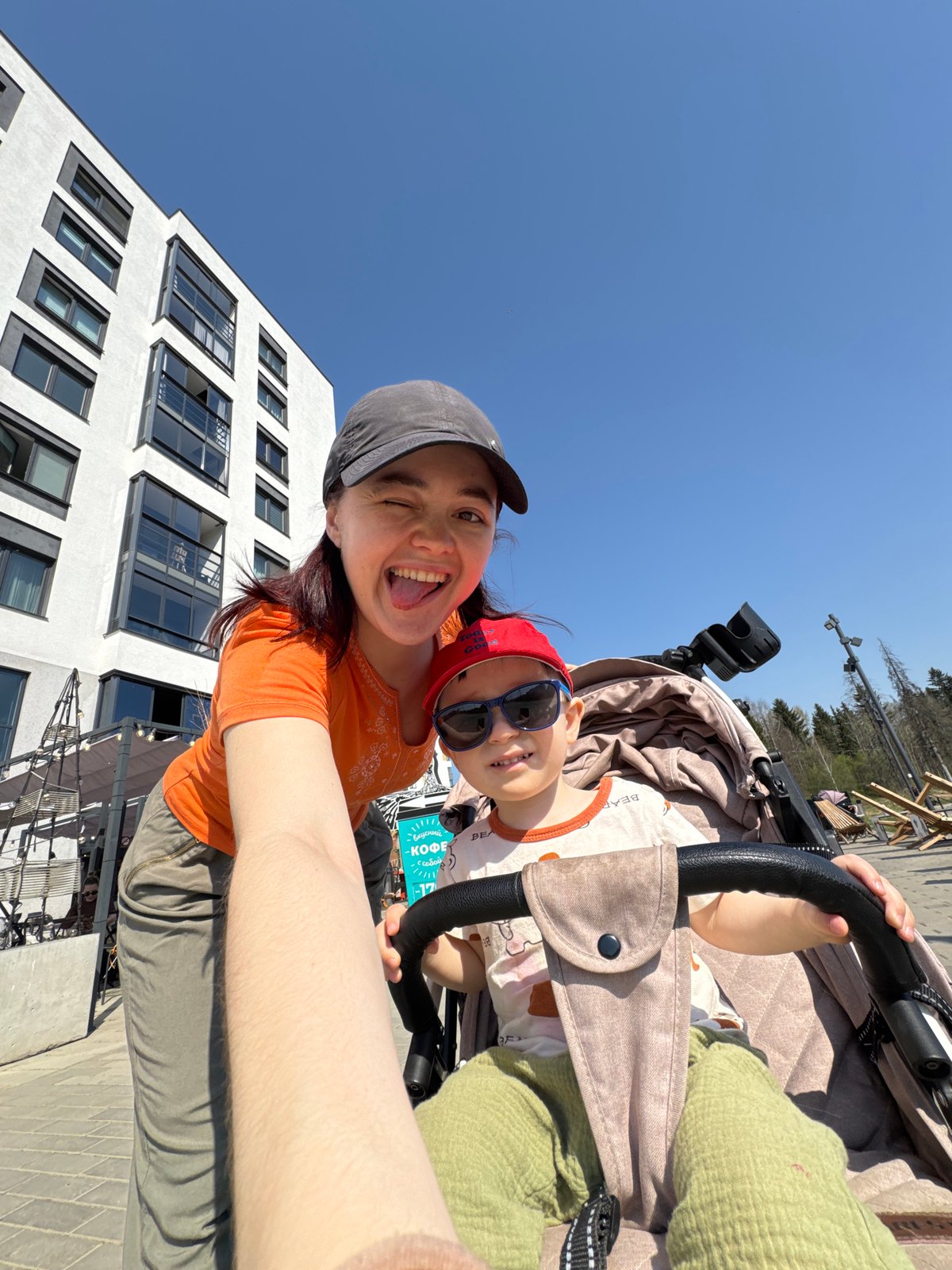 Parent, child spend early morning together in Izhevsk