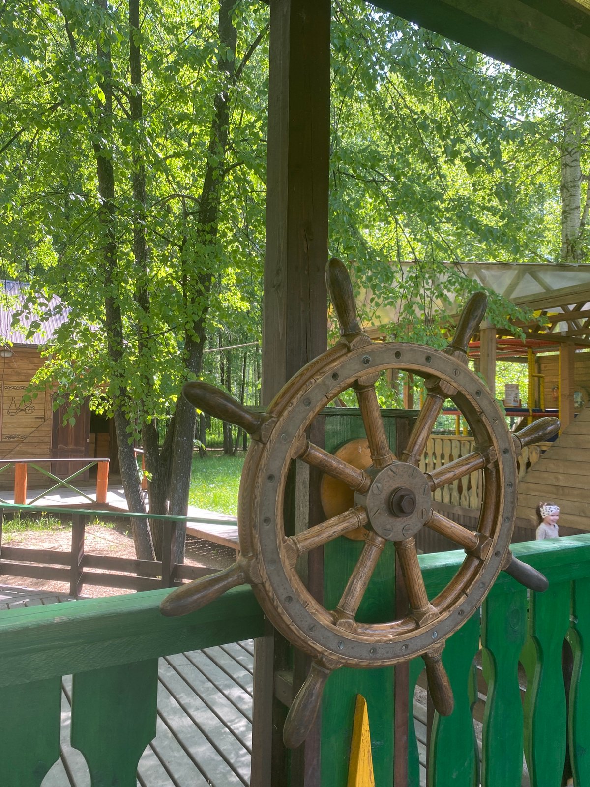 Morning recreational activities documented across Chaikovsky, Russia parks