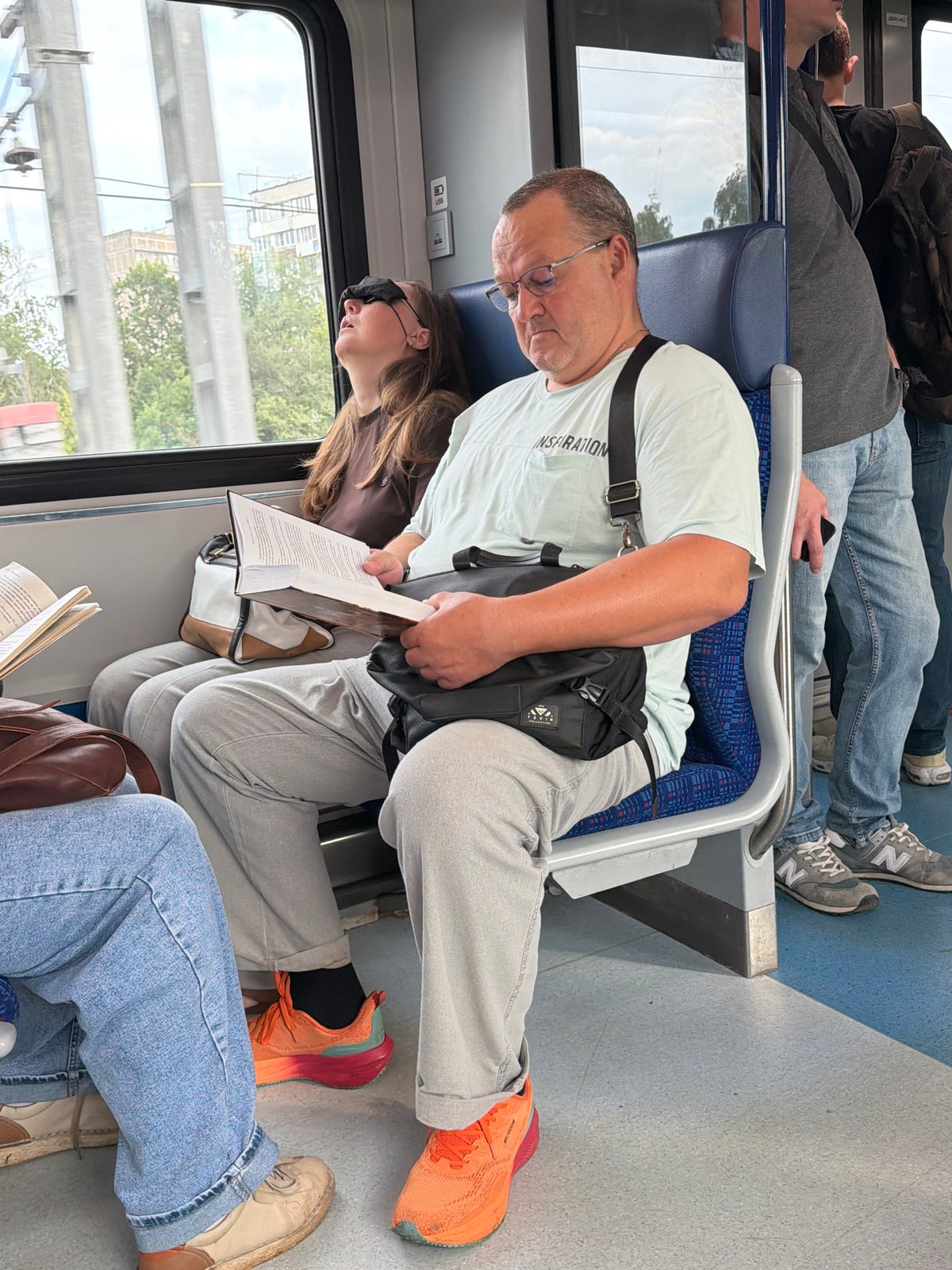 Morning commute scenes across Moscow's metro system