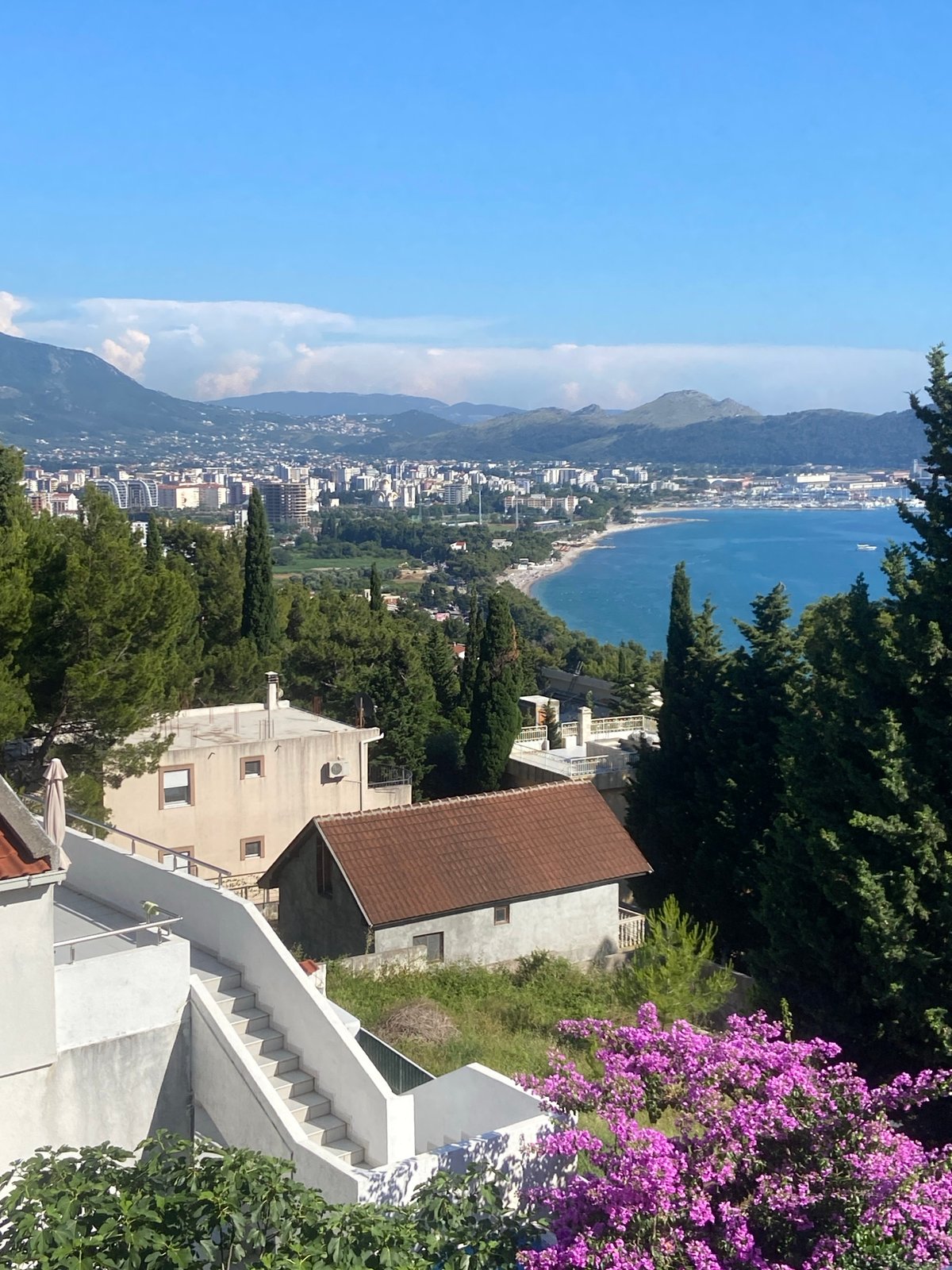 Sunny coastal views documented in Šušanj, Montenegro