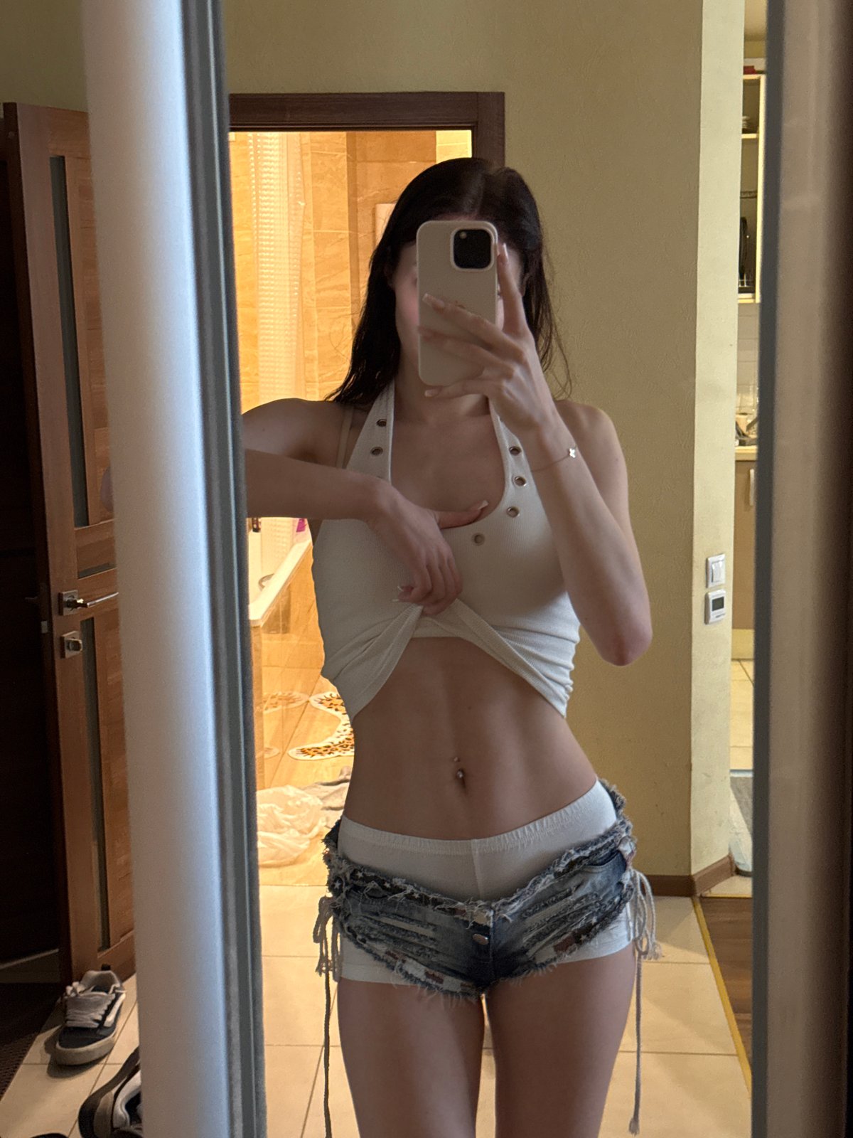 Lazy afternoon in Khimki: selfies, dogs, food, and a fountain