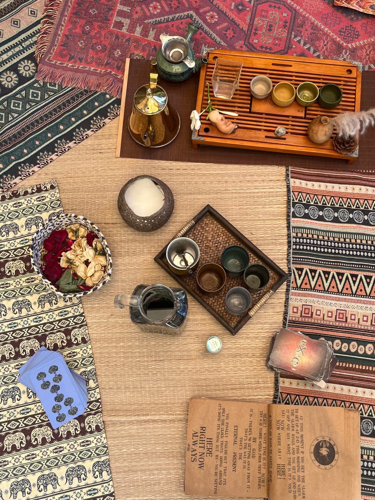 Ritual wellness setup with singing bowls and tea ceremony in Đà Nẵng