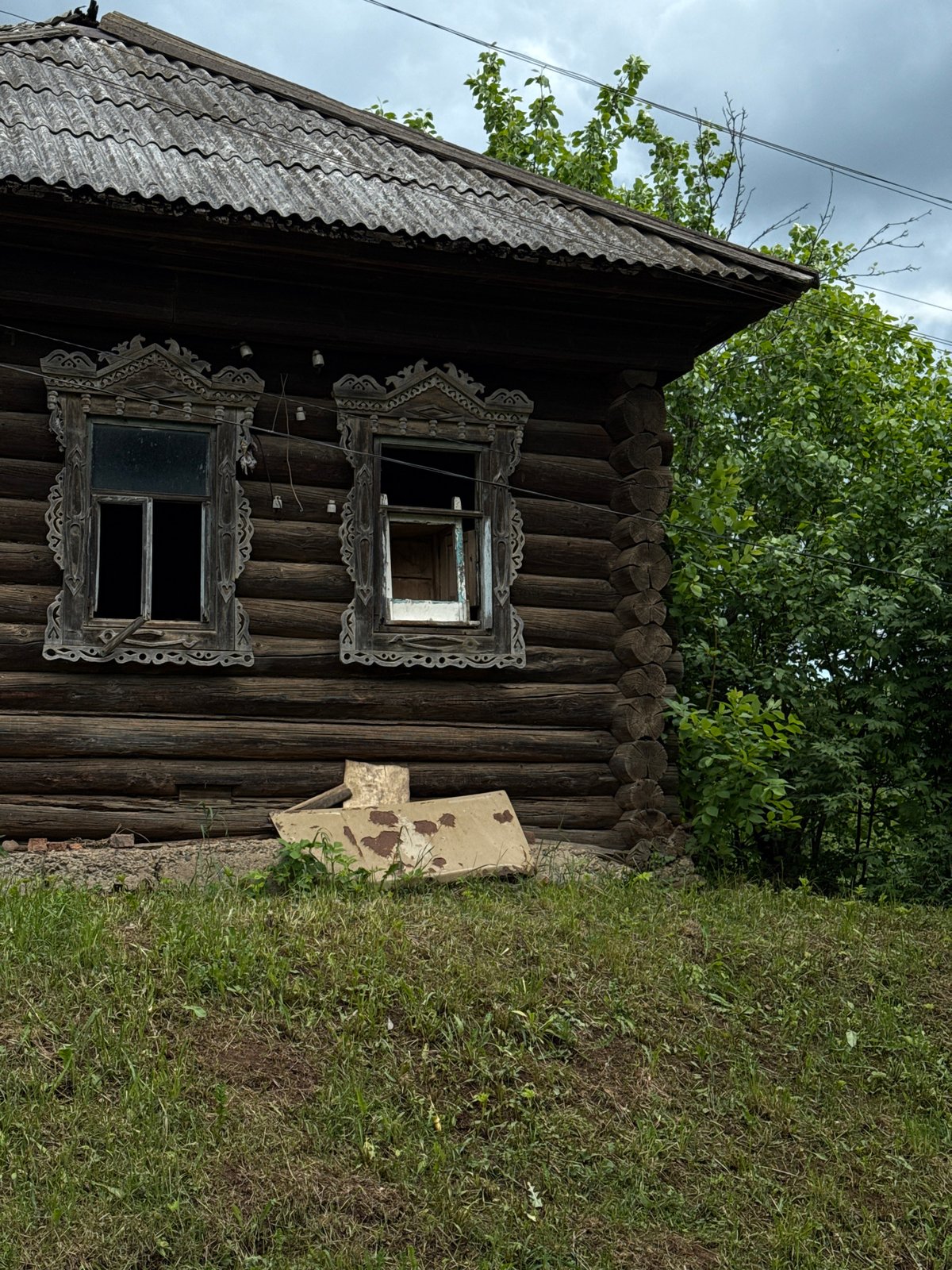 Morning documentation of rural Medvedka village architecture and landscape