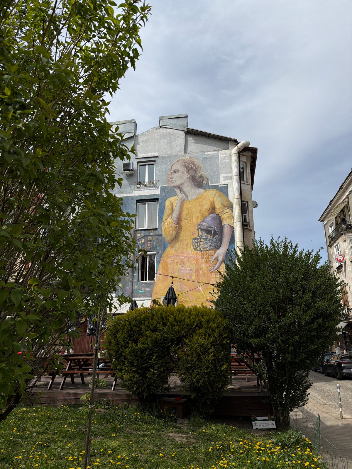 Mural of woman with football helmet spotted in Sofia