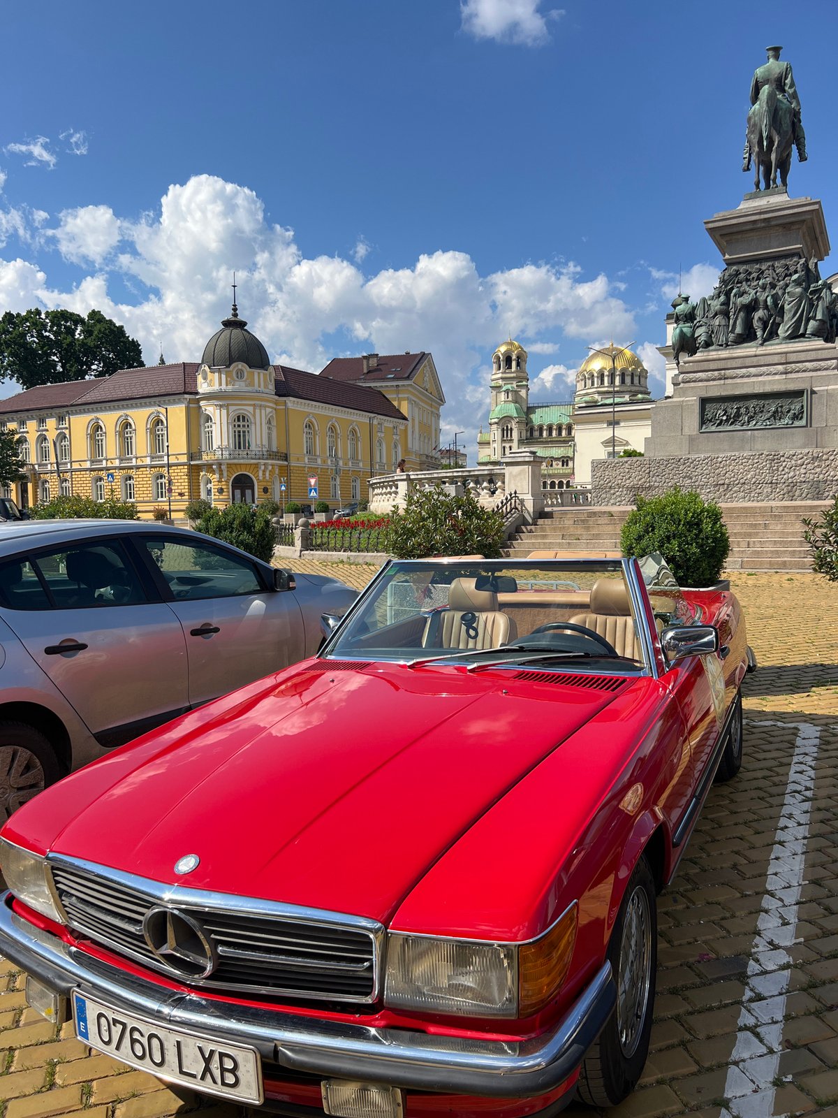 Classic car gathering observed in Sofia's Alexander Nevsky Square