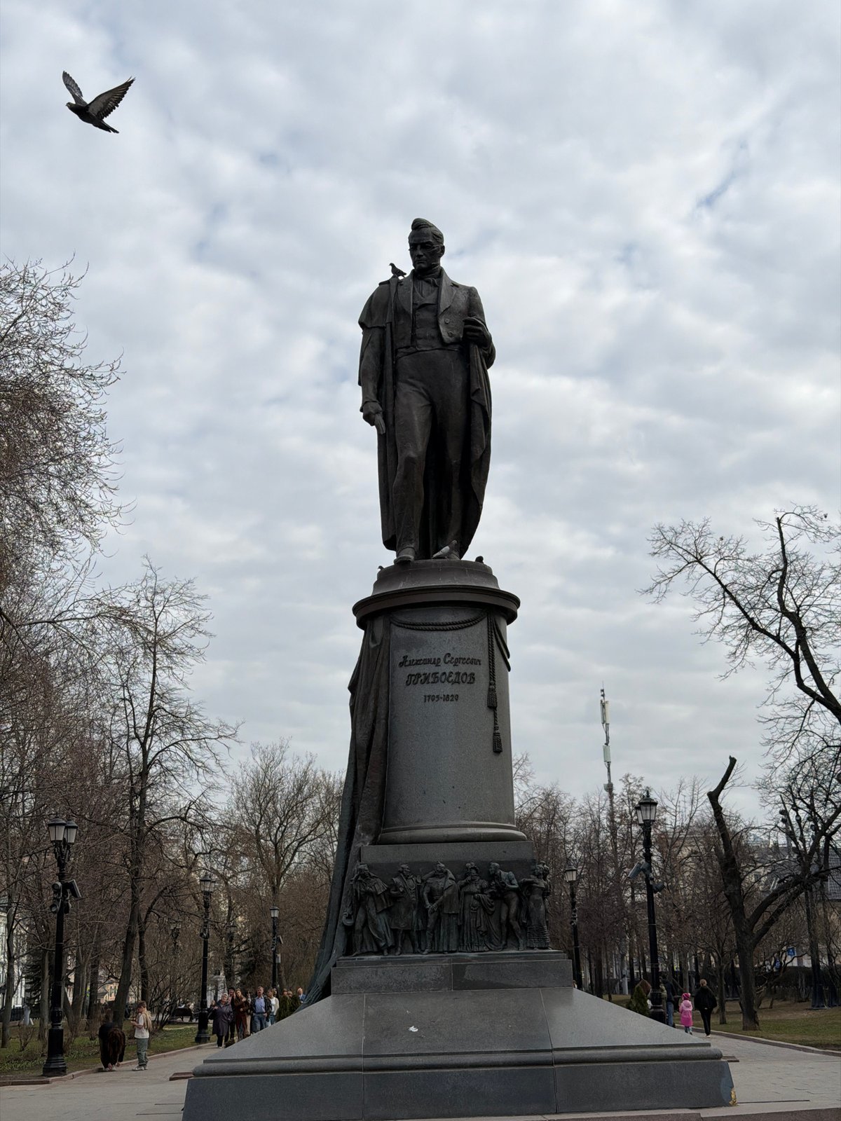 Moscow residents document city landmarks and daily transit moments
