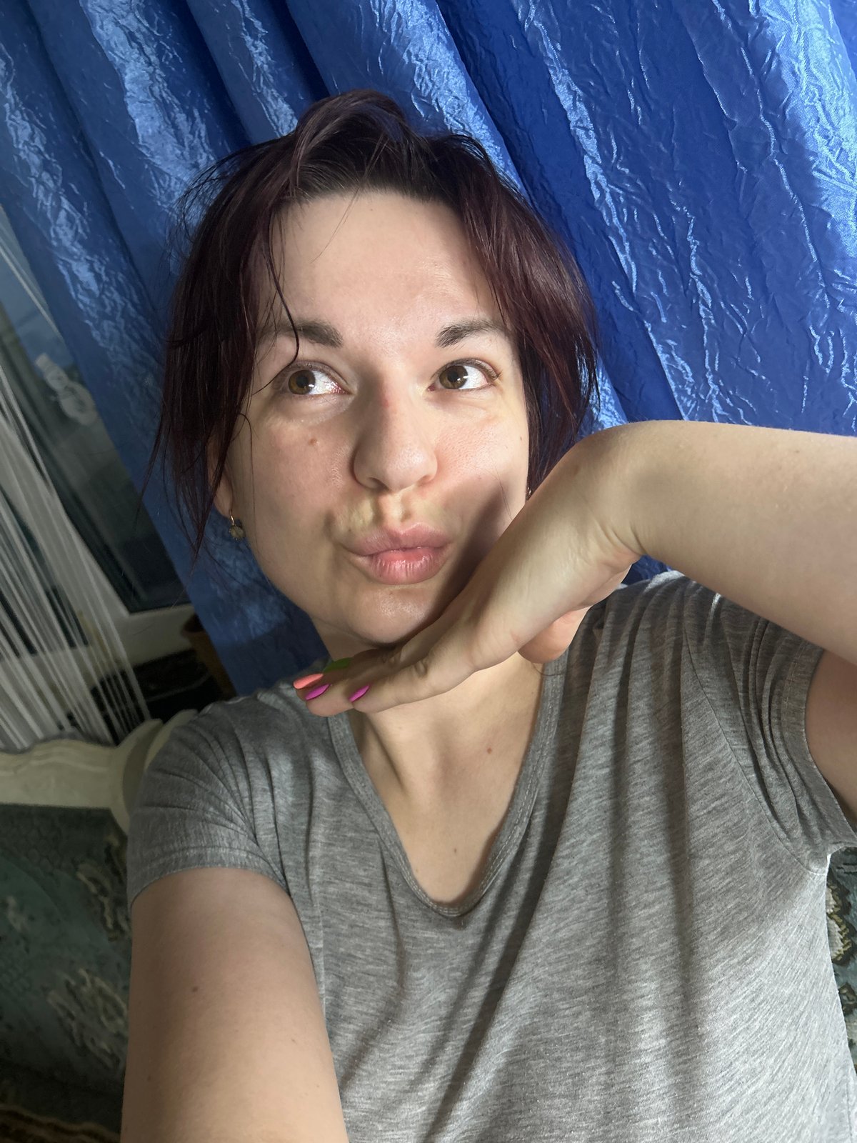 Casual selfies and bedroom moments in Foki, Russia