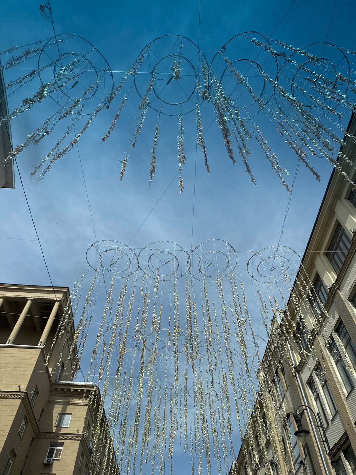 Moscow landmarks and public spaces documented during brief morning walk