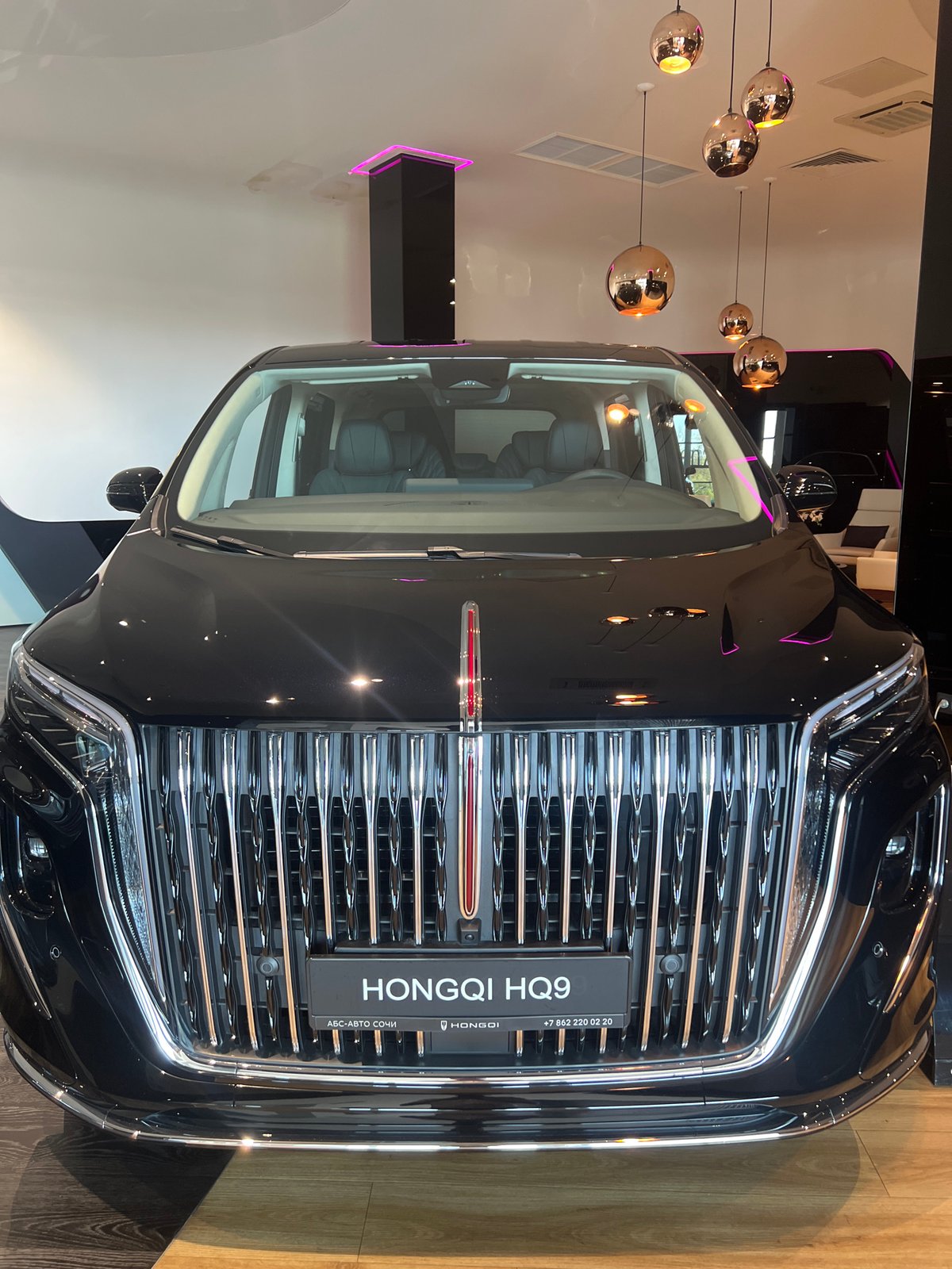 Chinese cars on display and eyewear shopping in Sochi
