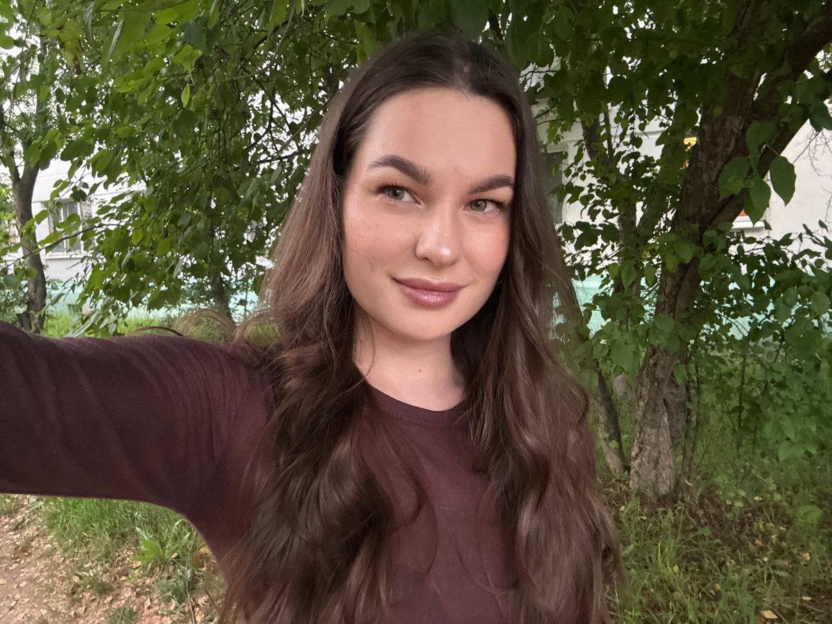 Afternoon selfie session in a Chaikovsky park, with city scenes