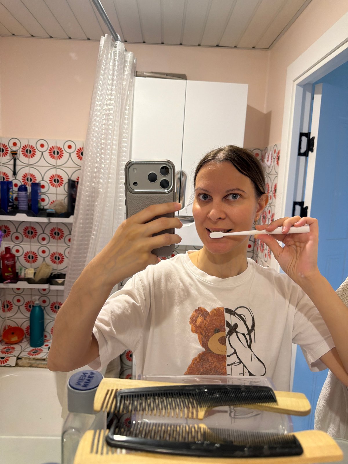 Morning domestic moments captured in Izhevsk homes