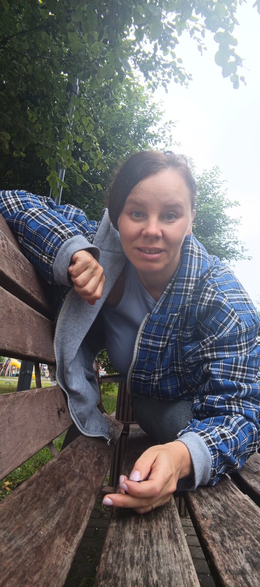 Casual afternoon in a Chaikovsky park, streets nearby