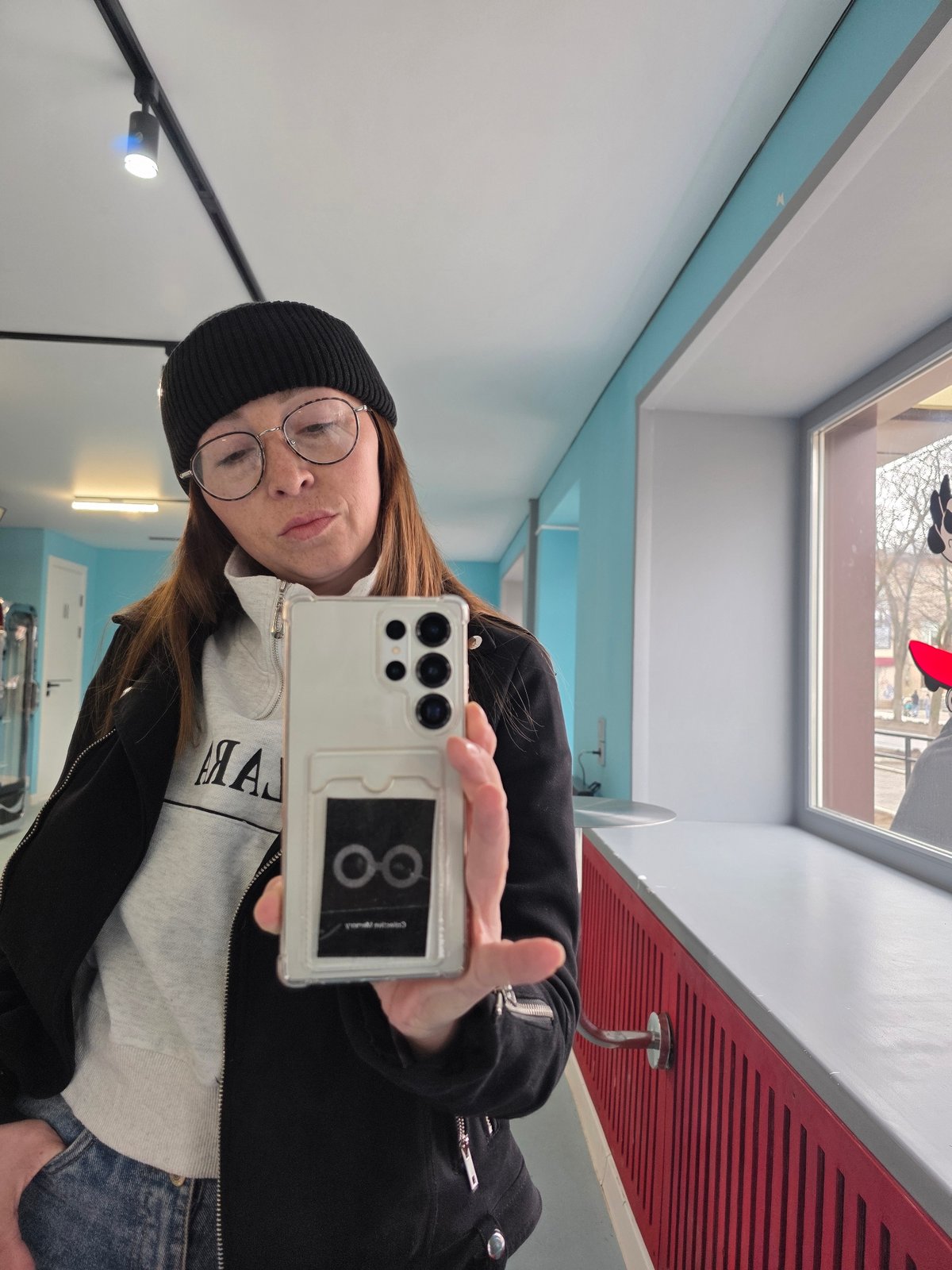 Woman documented at multiple locations in Chaikovsky, Russia