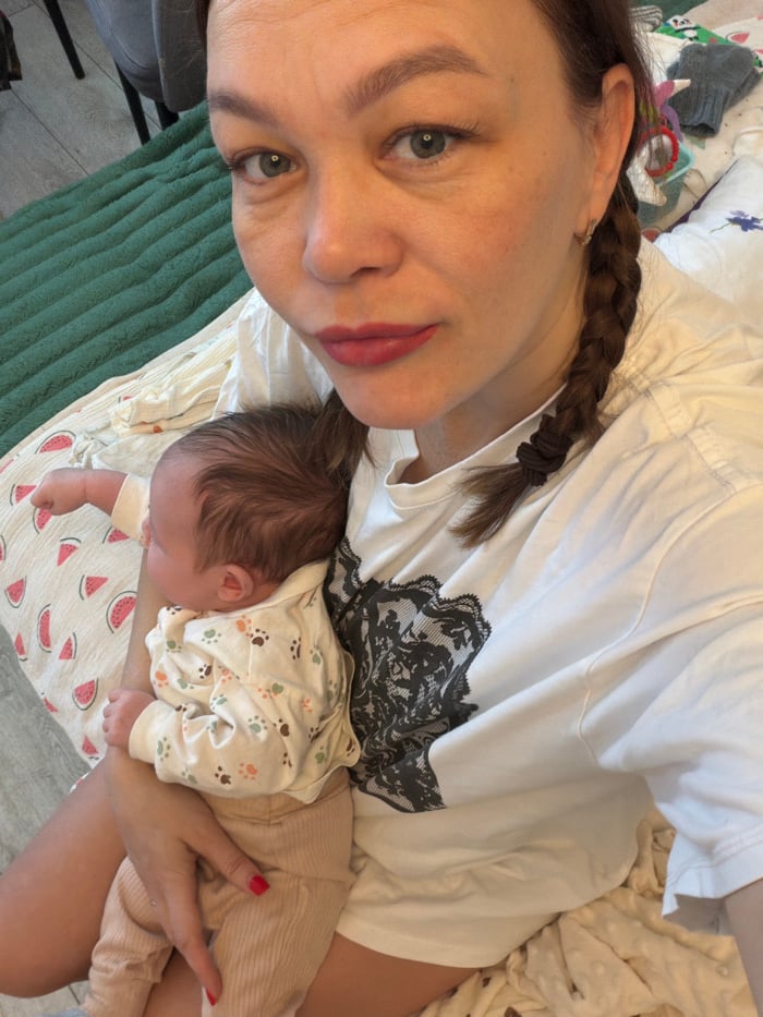 Morning Life Documented in Chaikovsky Russia Over Four Hours