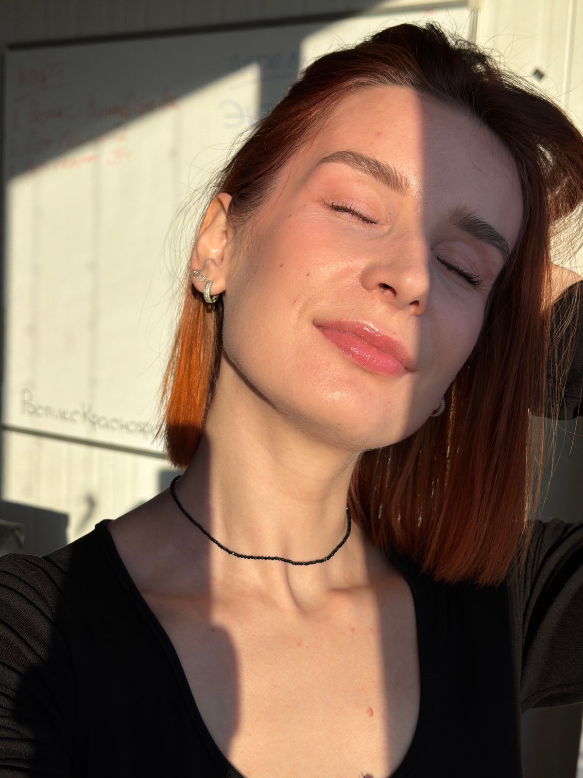 Woman photographed eating and posing in early morning Chaikovsky session
