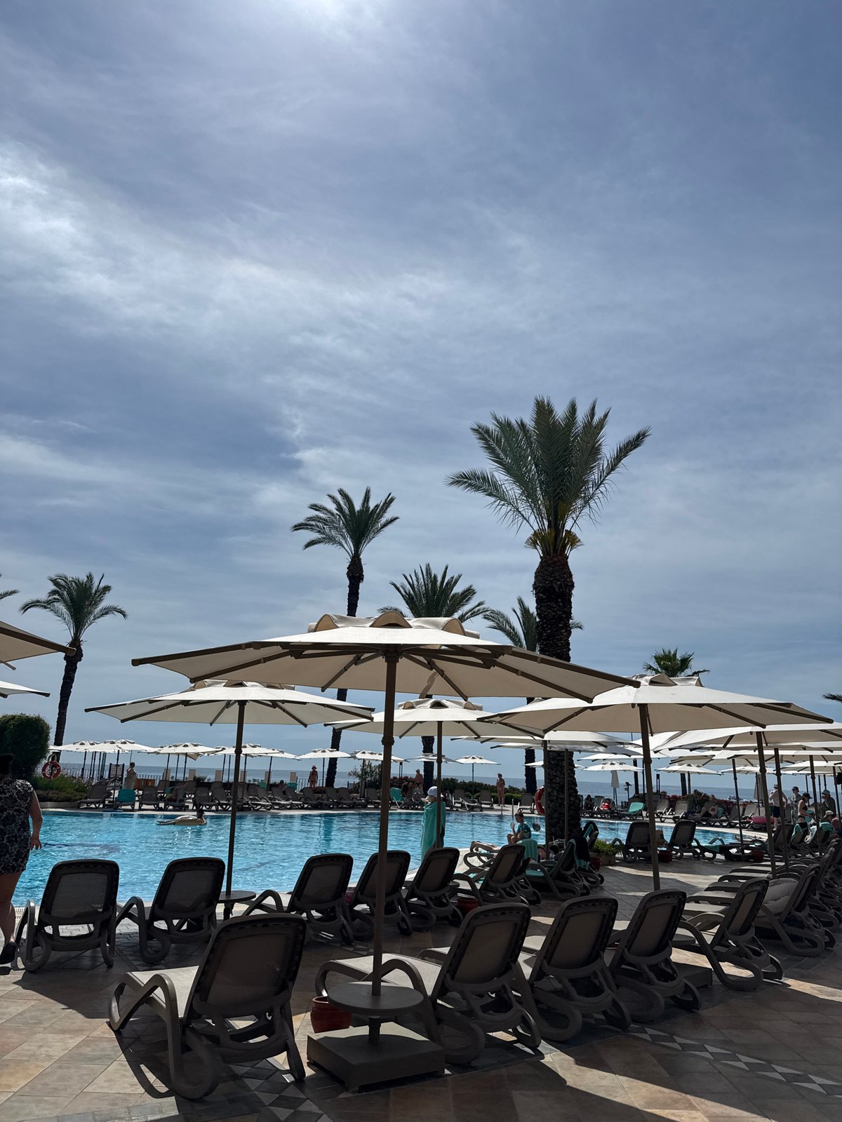 Resort morning routine documented in Kemer, Turkey