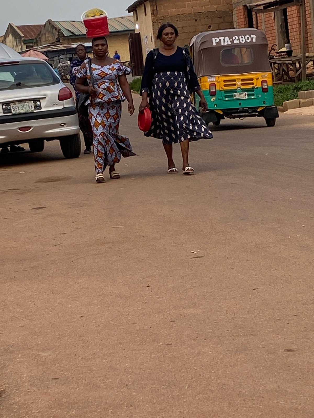 Everyday street life along Bukuru, Nigeria's roads