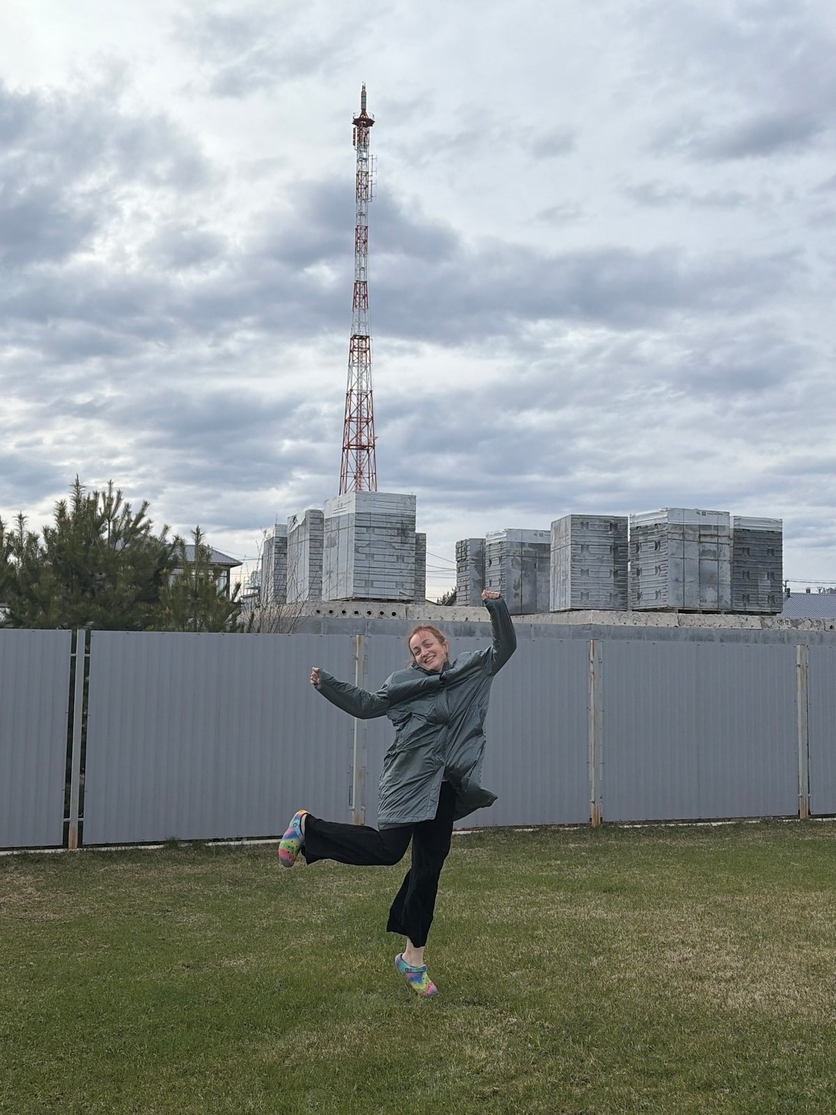 Outdoor photo session and grilling captured in Chaikovsky, Russia