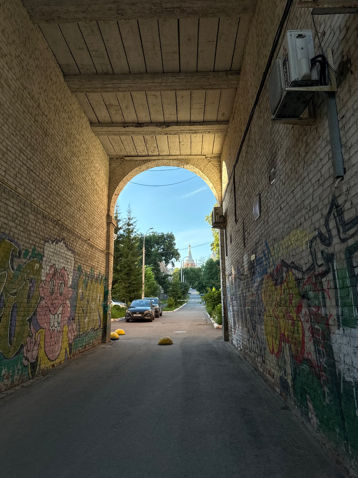 Afternoon around Izhevsk: streets, architecture, and a restaurant stop
