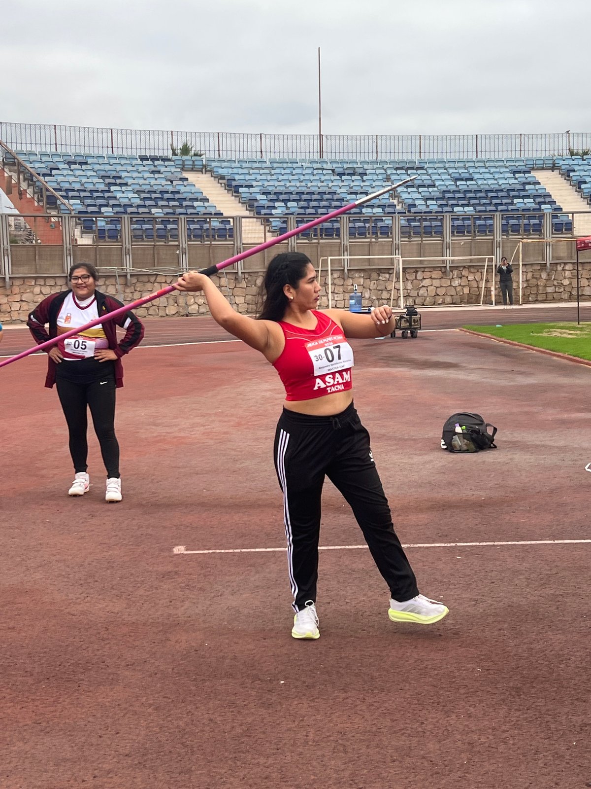 Multi-event track and field session at Arica stadium