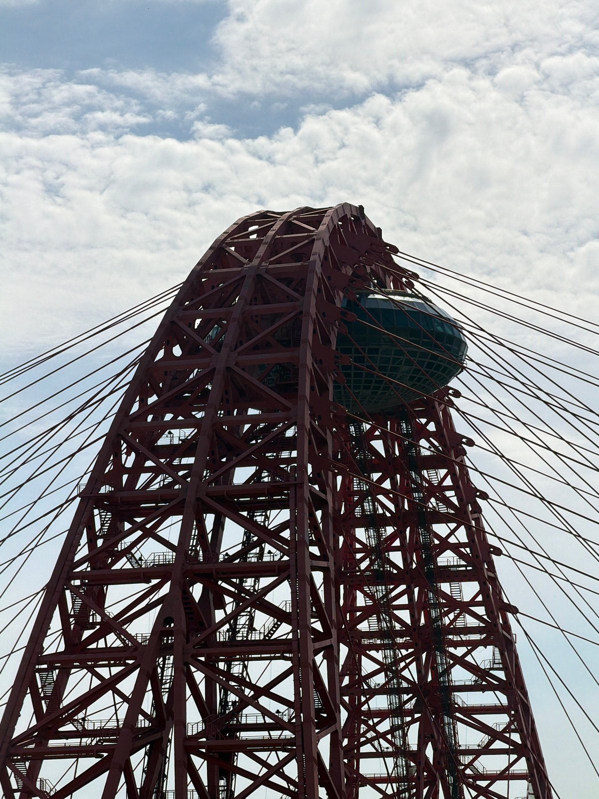 Morning visit documented at Moscow's Ostankino Tower parking area