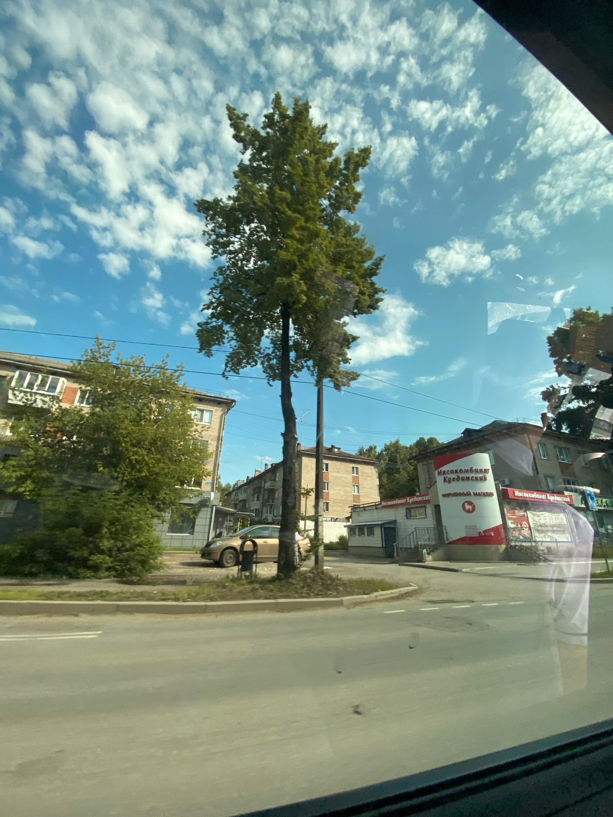 Afternoon drive around Chaikovsky with a cherry stop