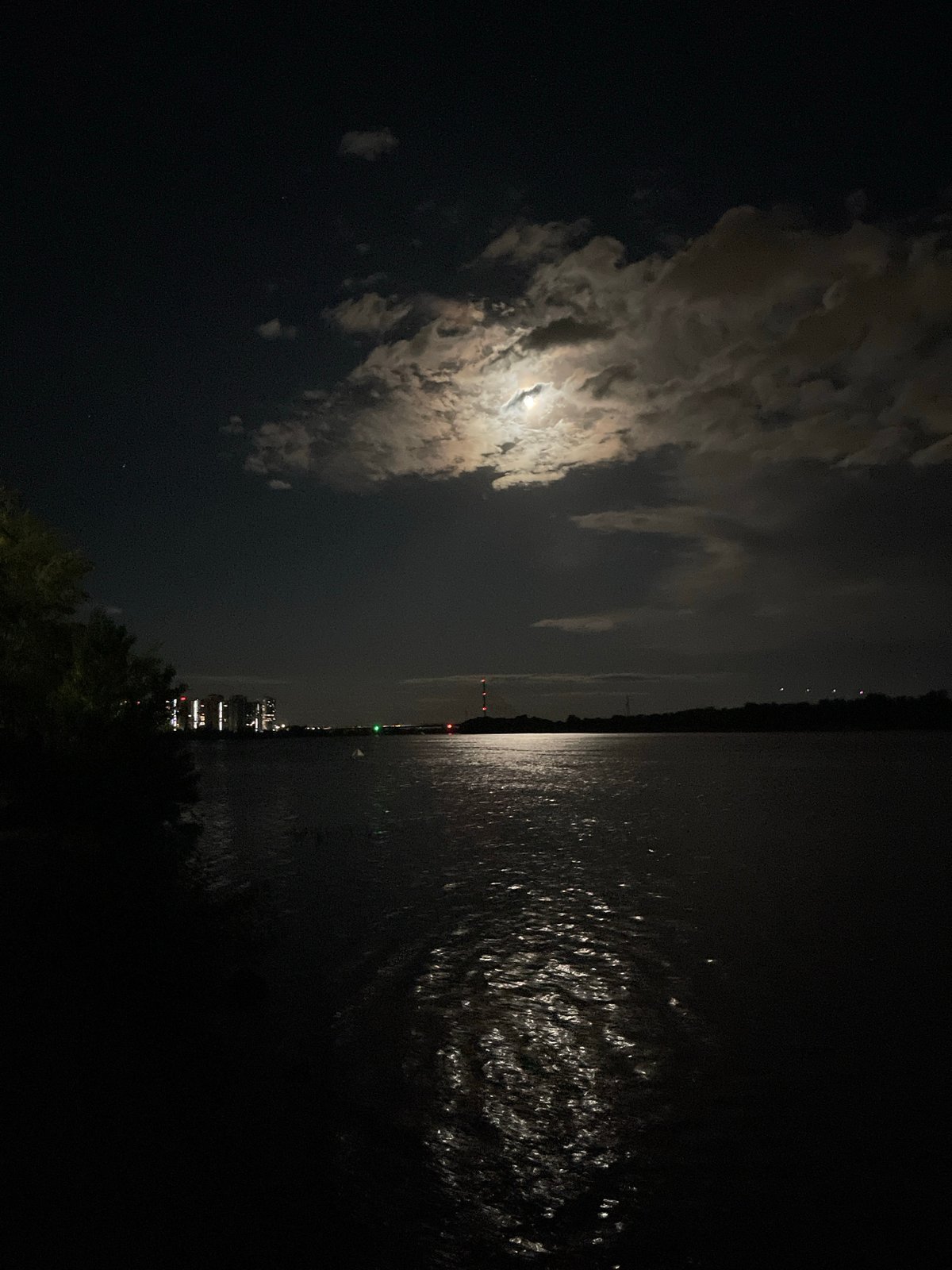 Moonlit evening observed along Dnipro River in Kyiv