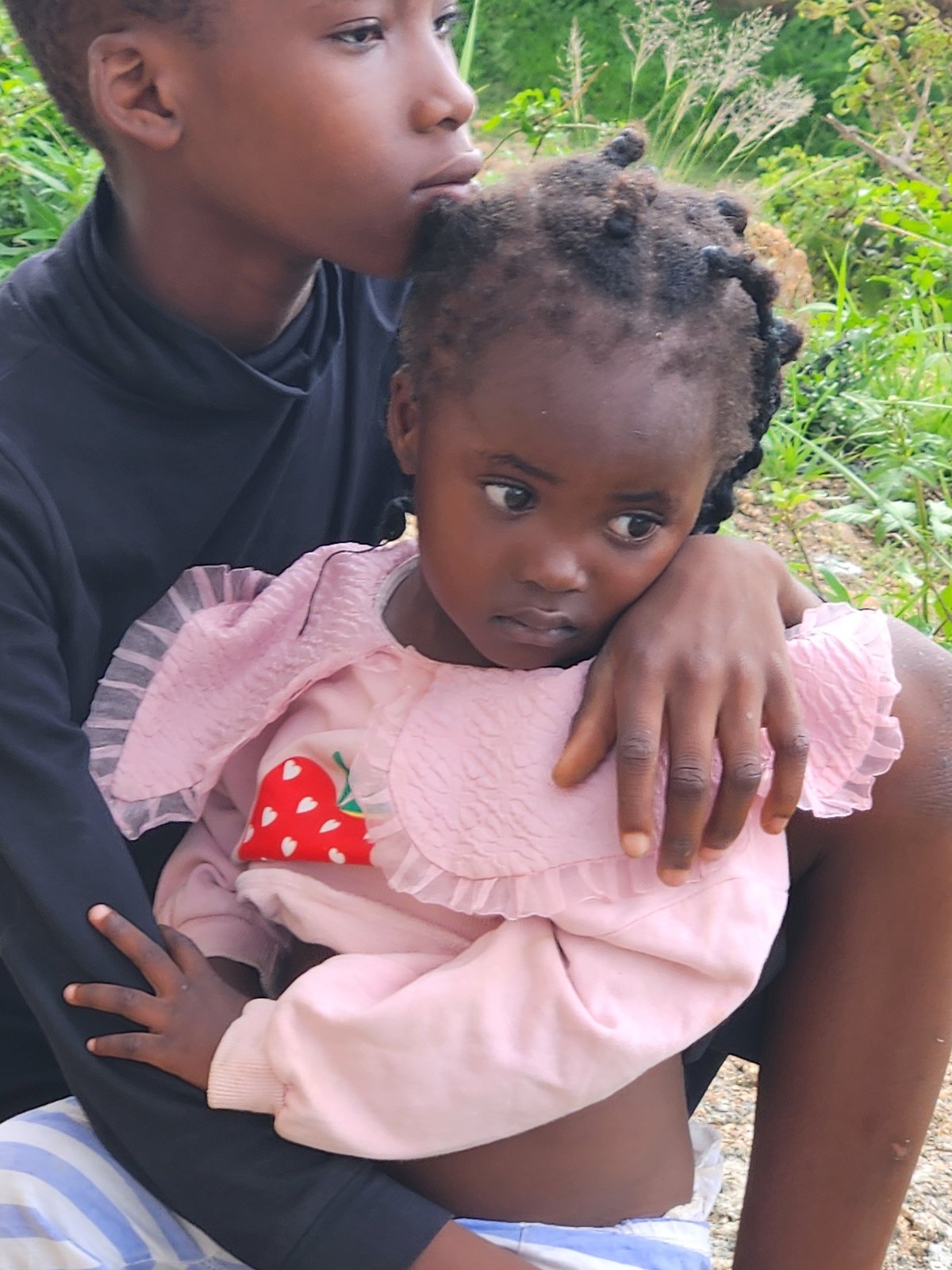 Afternoon moments in Jos: children playing and quiet scenes