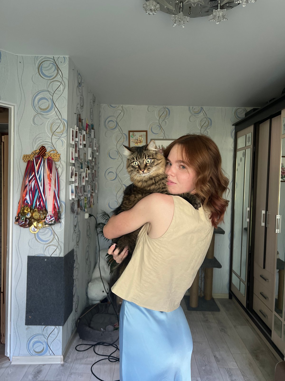 Cats, flowers, and a sunny afternoon in Chaikovsky