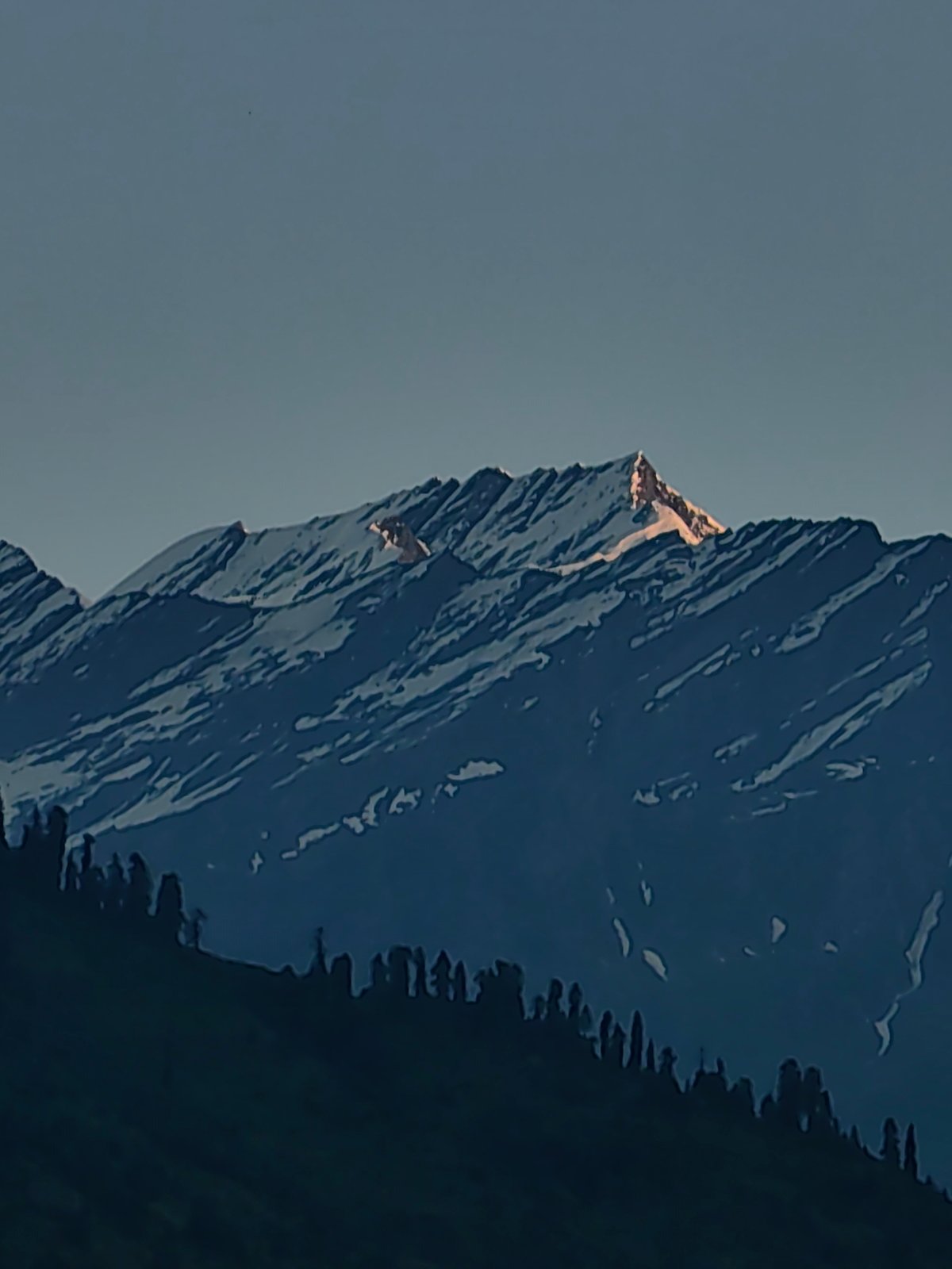 Himalayan peaks at golden hour, Vashisht