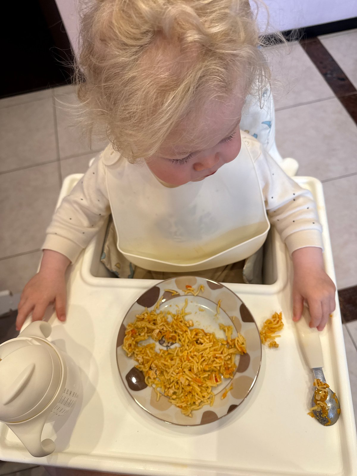 Child feeding time captured in Vladimir family moment