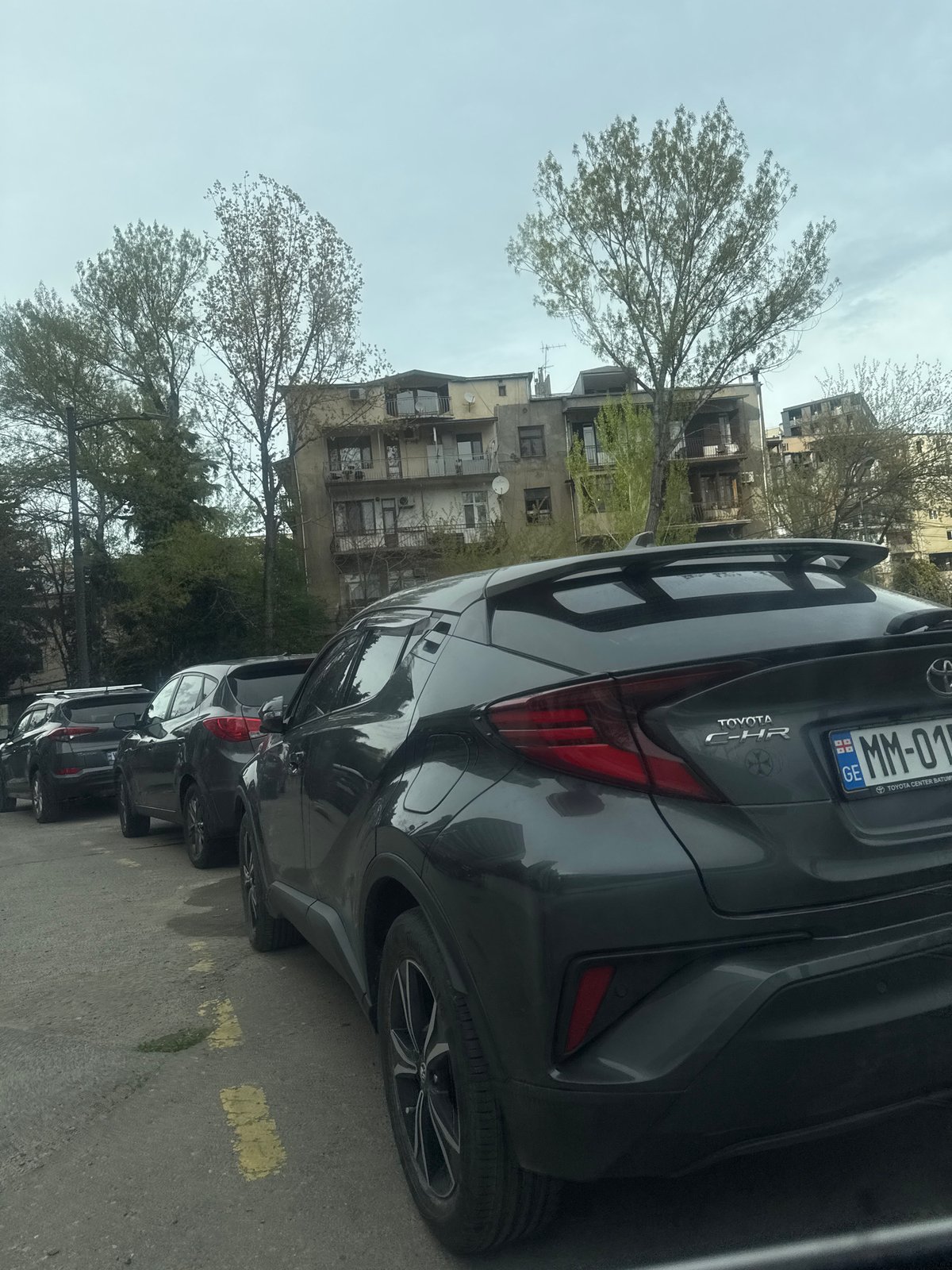 Routine street activity documented in downtown Tbilisi