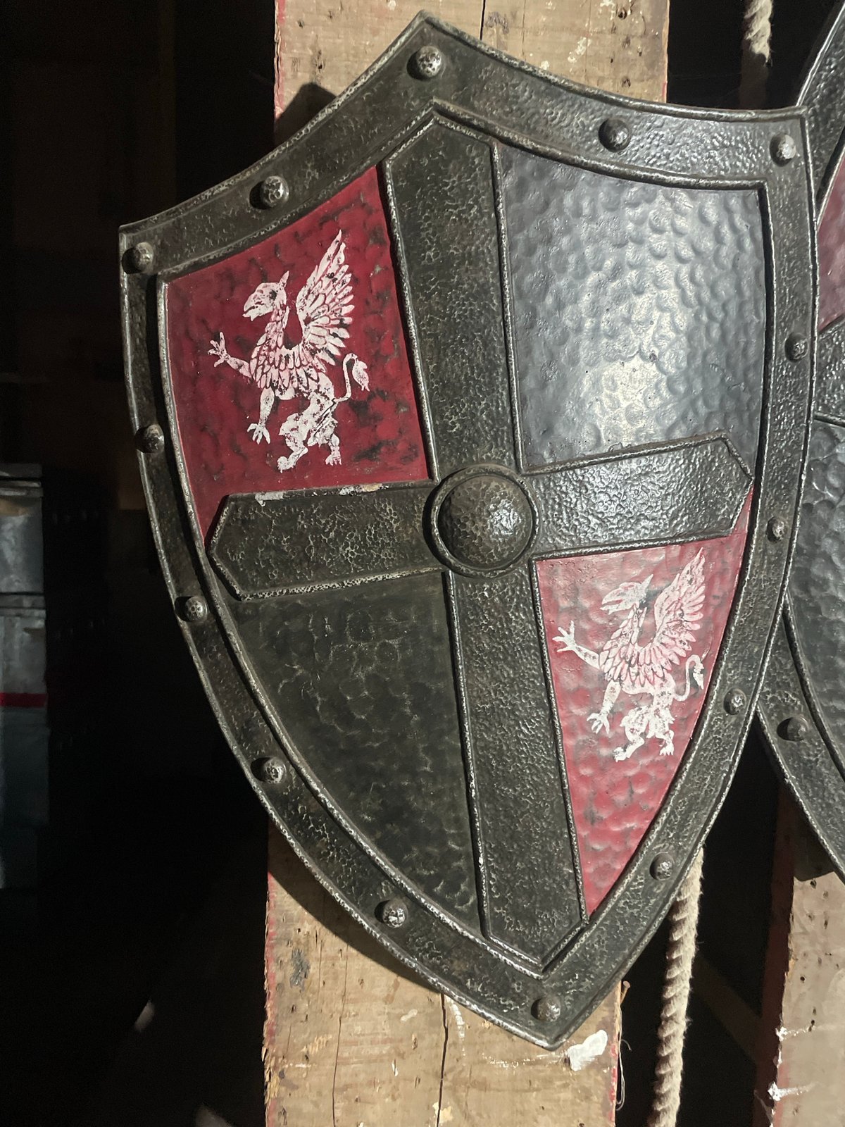 Medieval-style decorative weapons and heraldic items documented in Mumbai