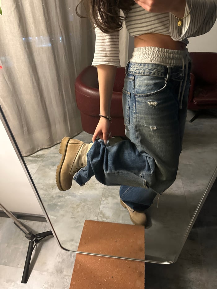 Personal evening documented through selfies and daily moments in Yerevan