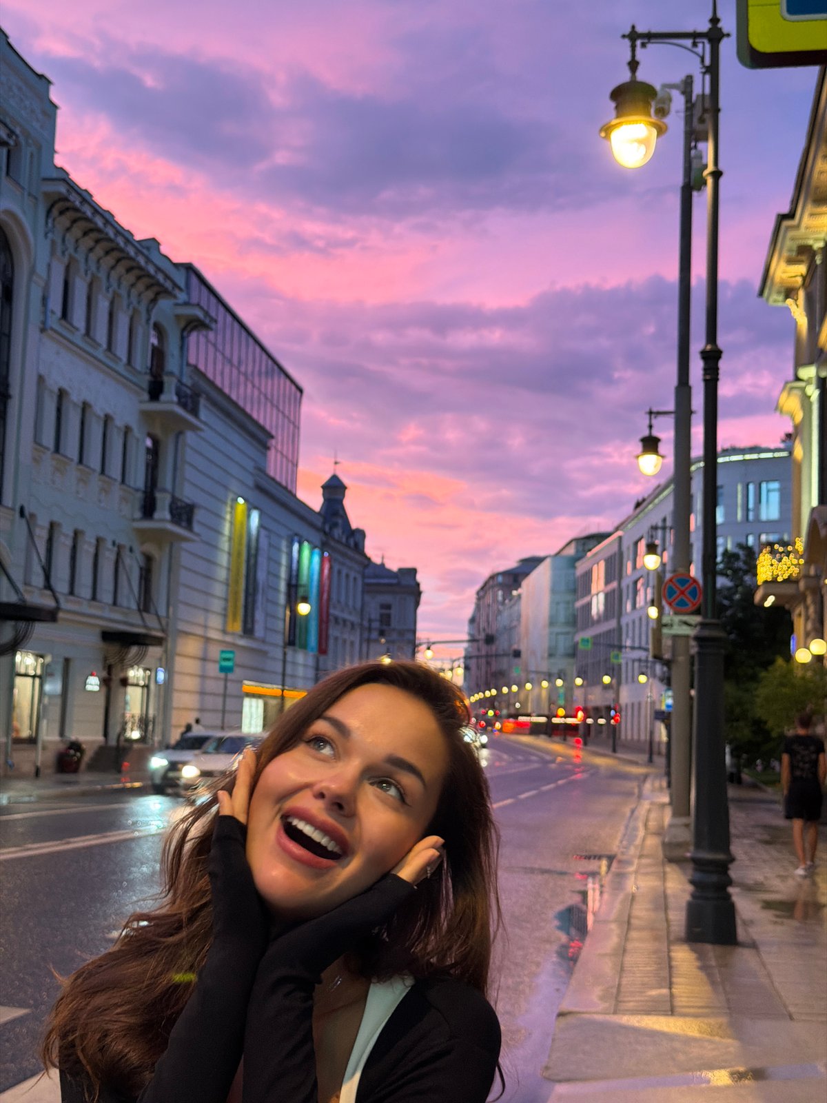 Summer evening in Moscow: wet streets, dinner, and a pink sky