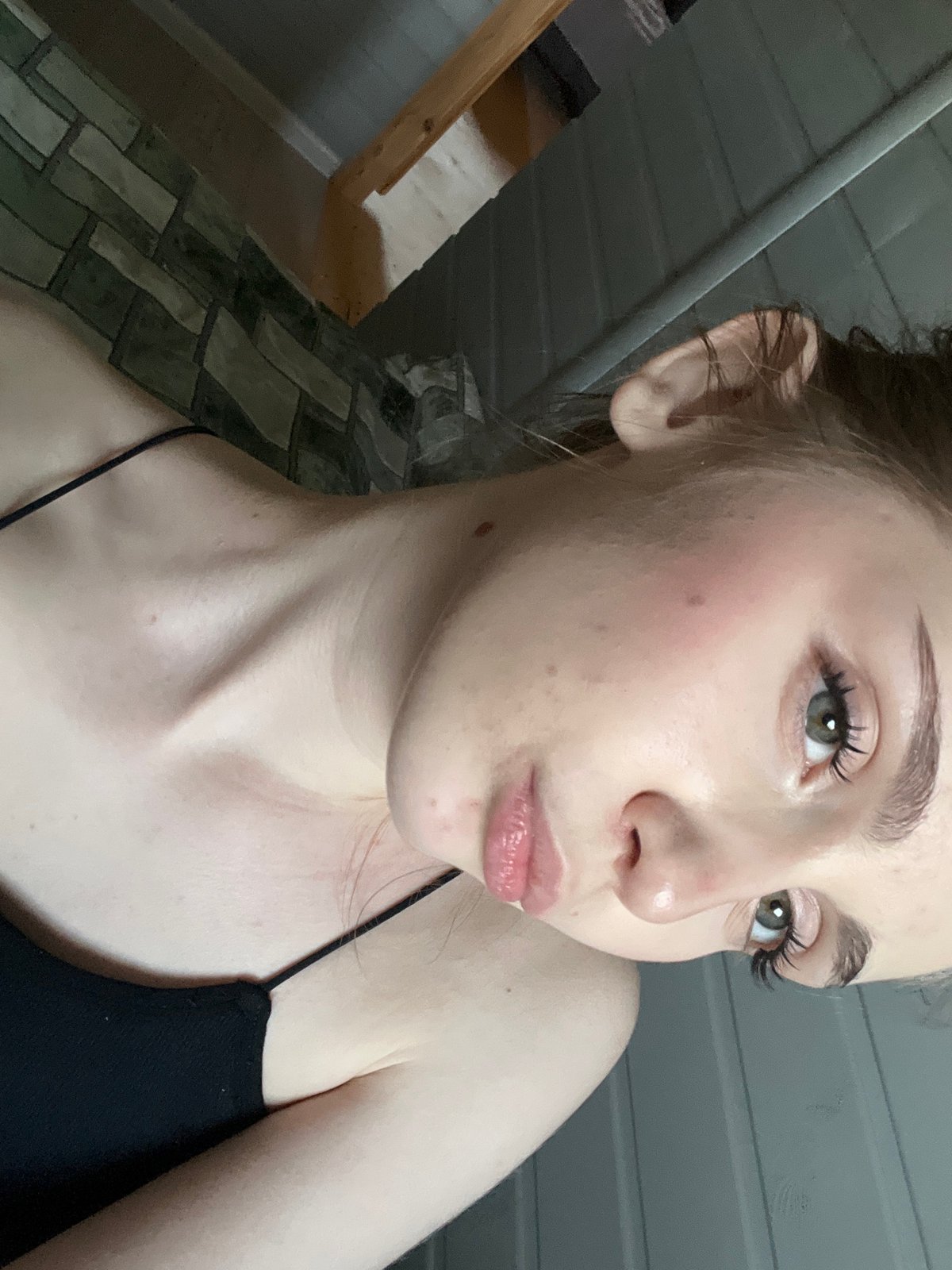 Bedroom selfie session with a Stitch plush, Ashkadar