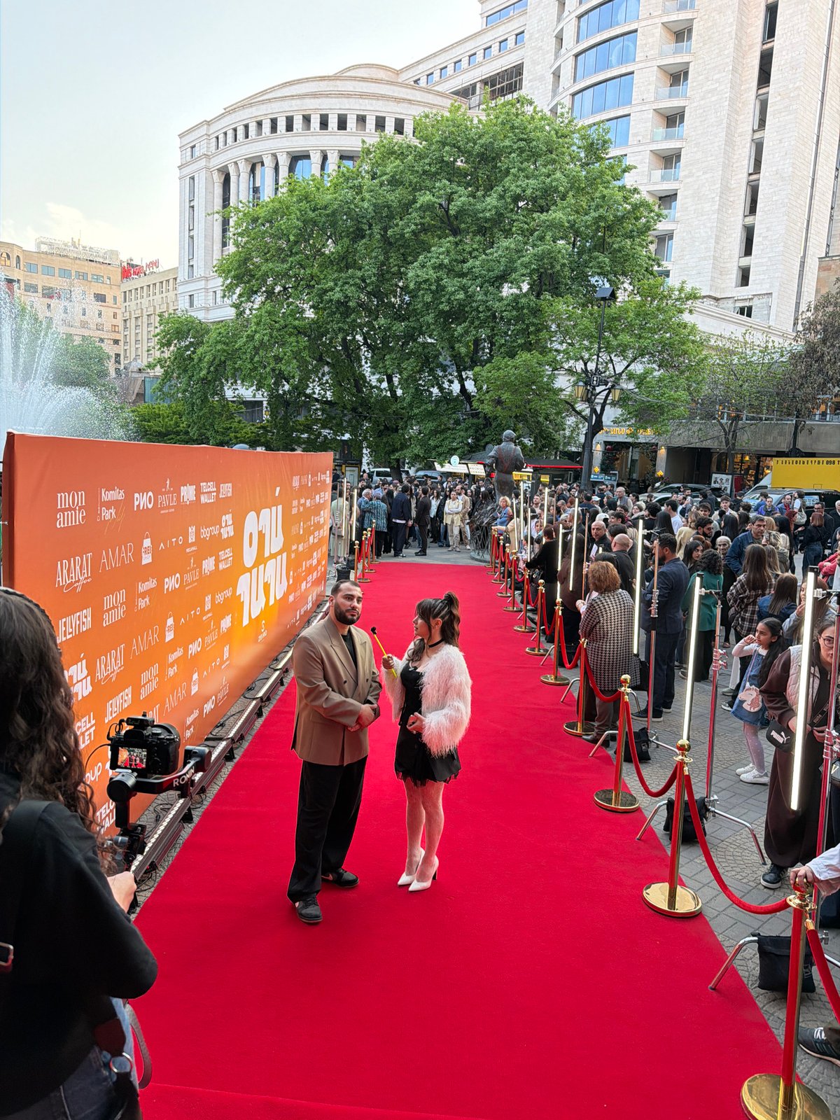 Red carpet event draws crowds to Yerevan public square