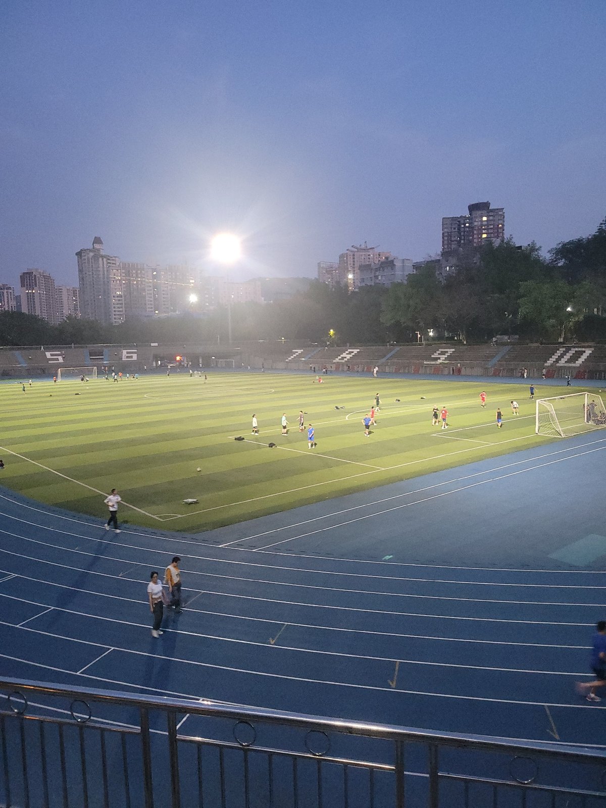 Morning sports activities observed at Chongqing University campus facilities