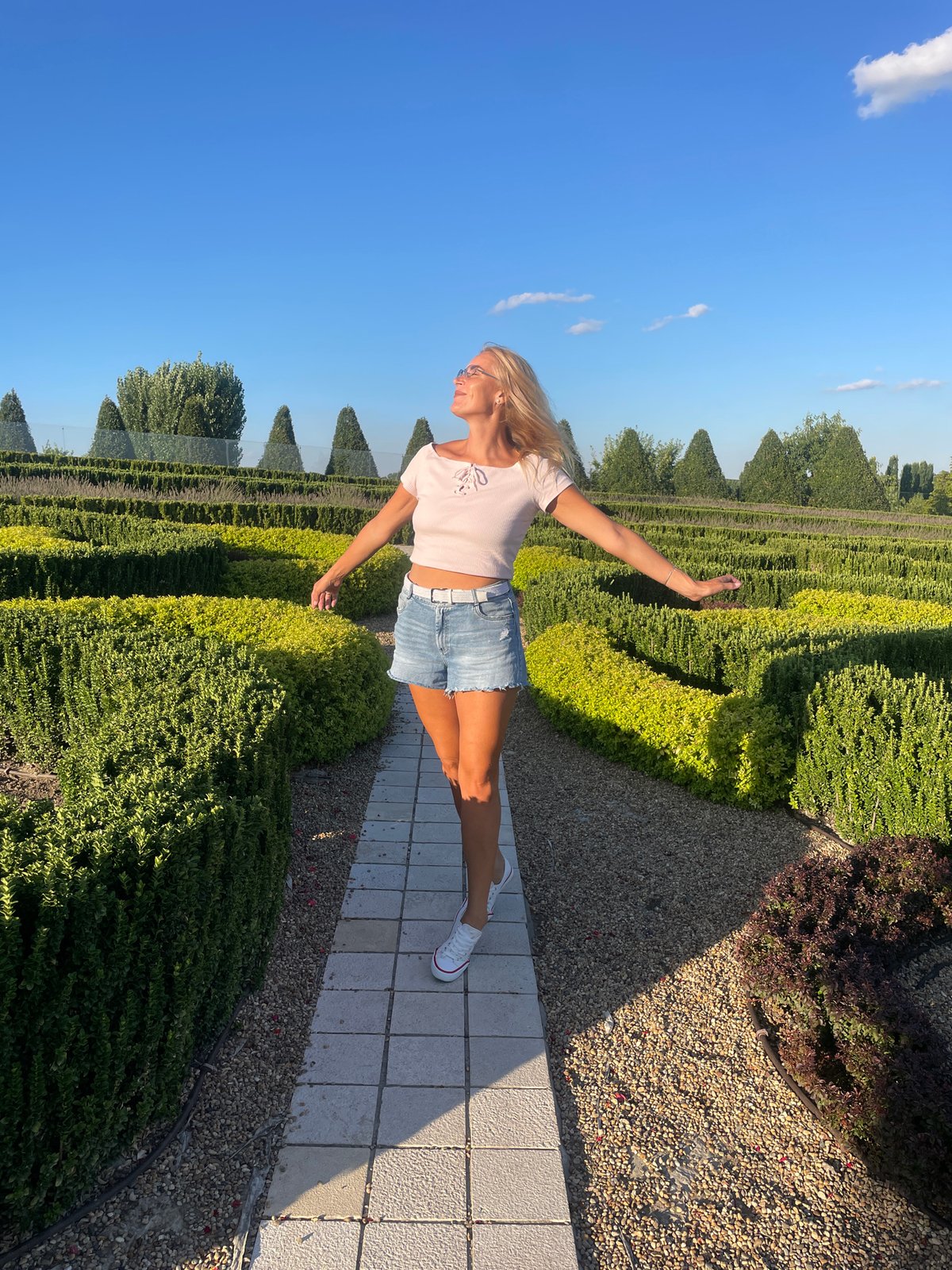 Lazy summer afternoon exploring Krasnodar's botanical garden and parks
