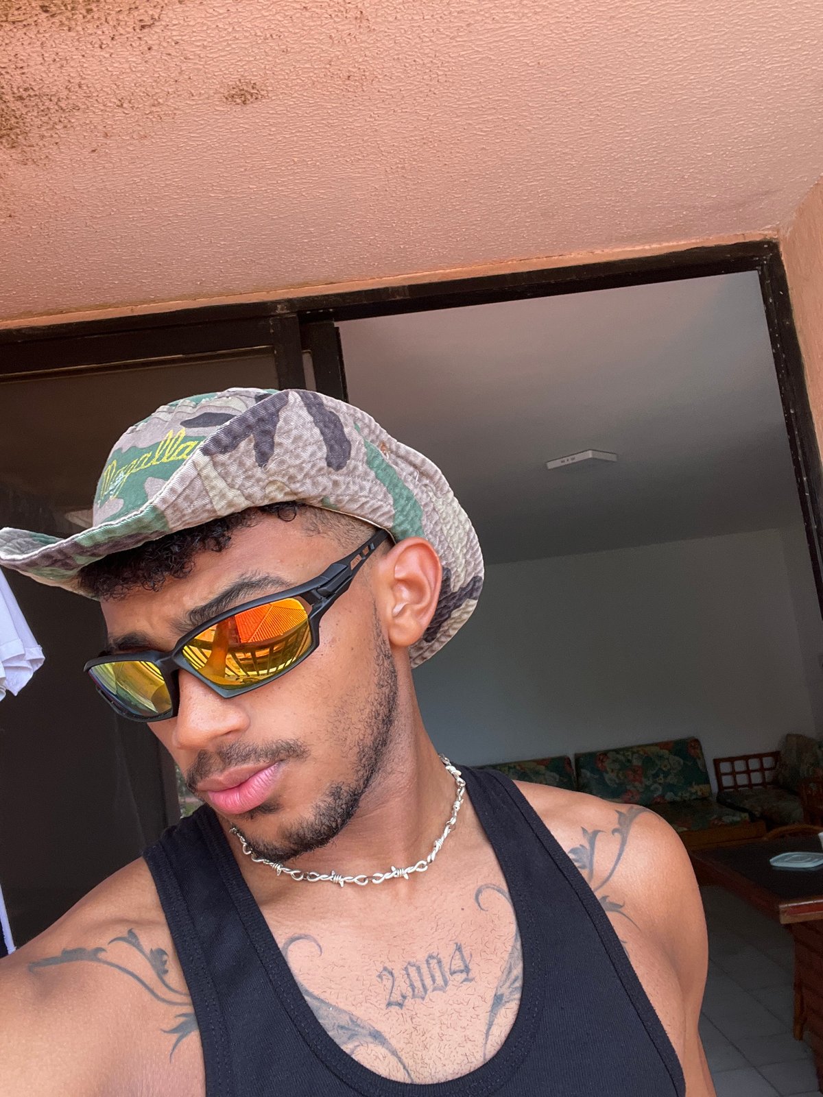 Selfie session documented in Porlamar, Venezuela during morning hours