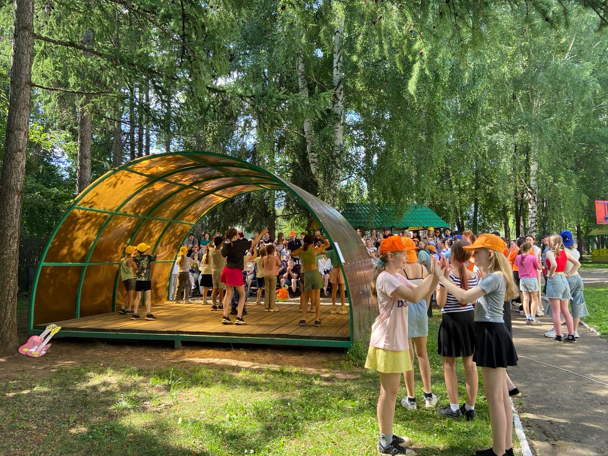 Kids' outdoor stage event and everyday summer moments in Chaikovsky