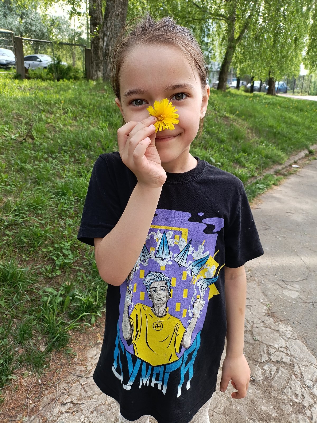 Spring afternoon family time captured at Chaikovsky playground