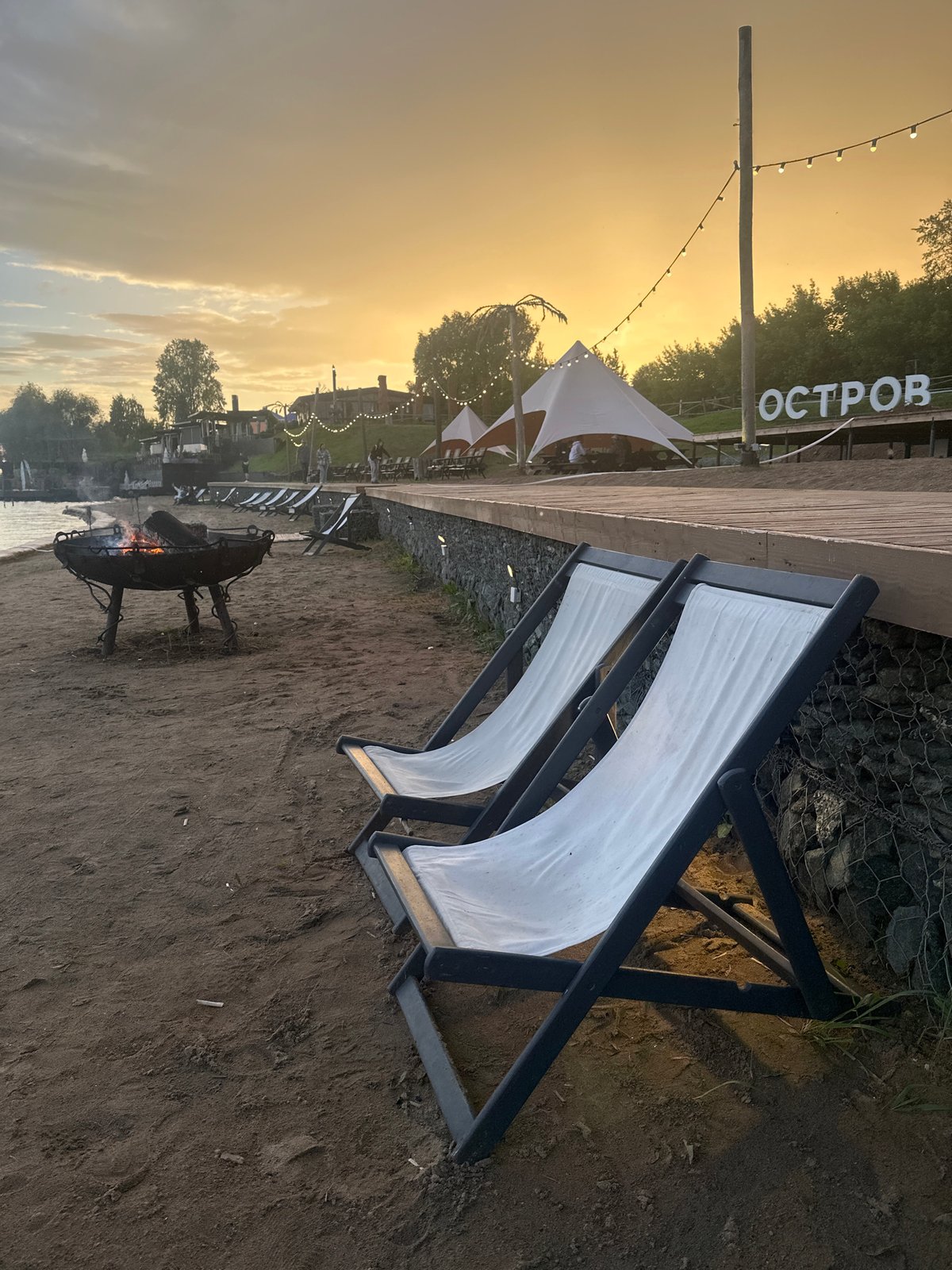 Evening leisure activities documented at Votkinsk Reservoir sunset