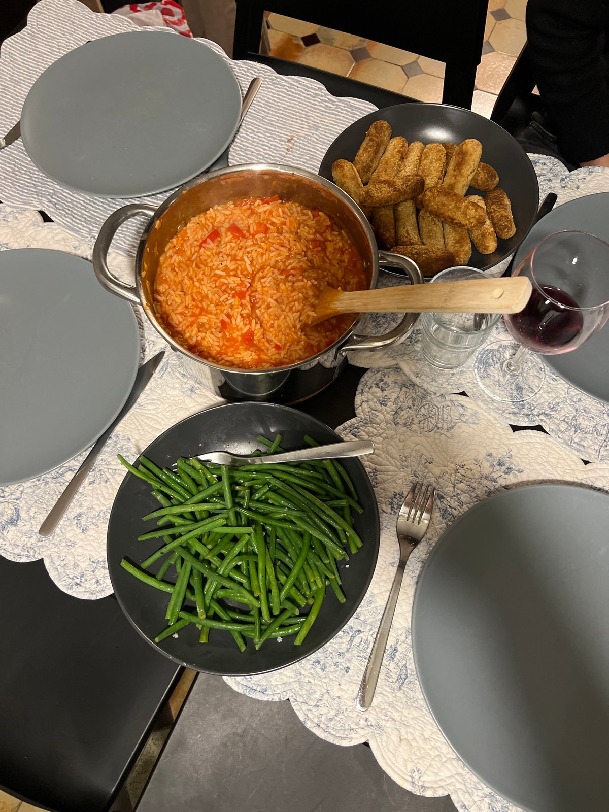 Dinner gathering documented at Paris residence April 23